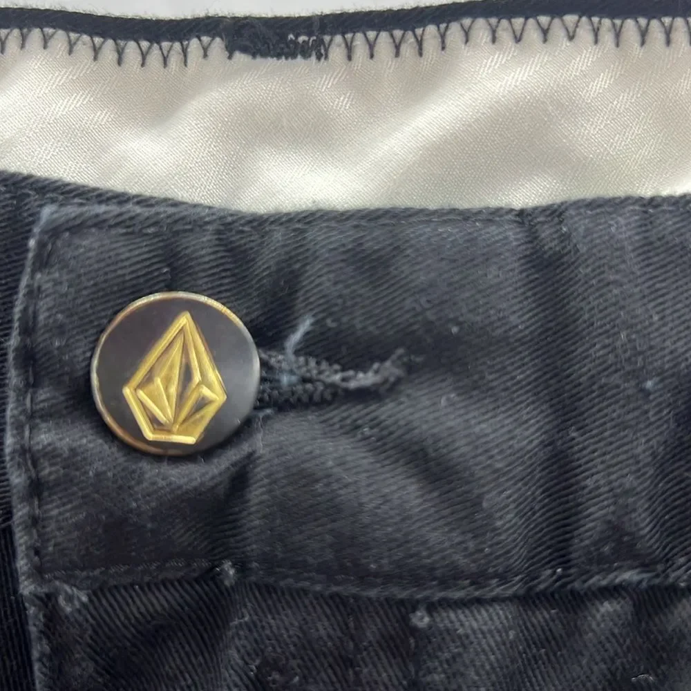 Volcom sleek shorts